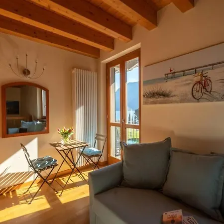 Happy Guest - Feel The Riva di Solto